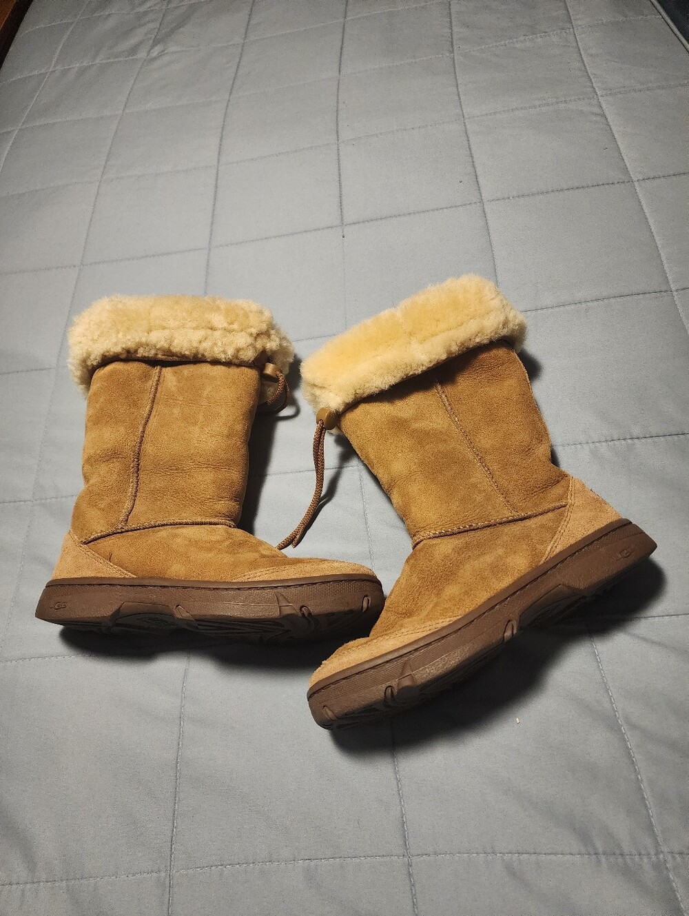 UGG - Picture 8 of 9